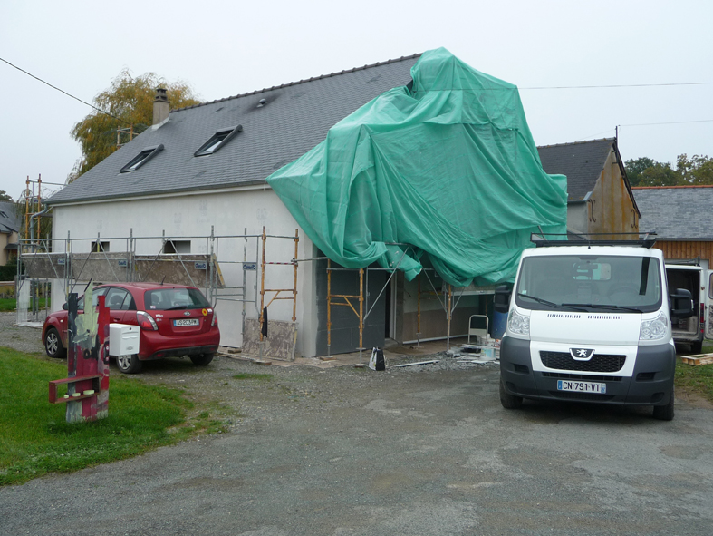 2016-10-architecte-maison-martigne-chantier-facade-06